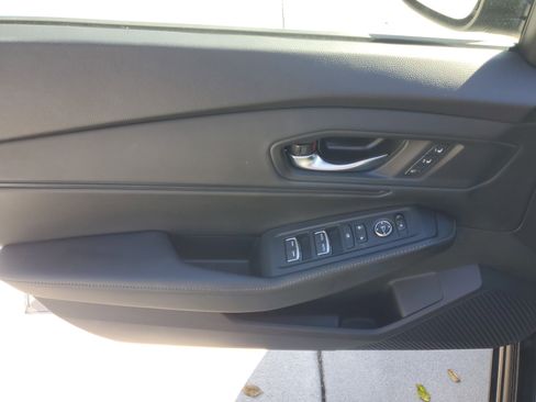 Used 2023 Honda Accord Sport image 23