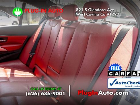 Used 2017 BMW 330i xDrive Sedan AWD/4WD image 4