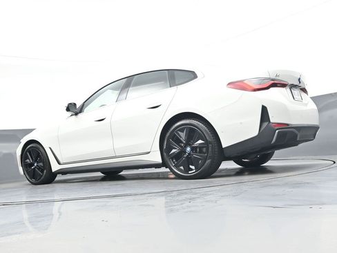 Used 2023 BMW i4 eDrive35 w/ Premium Package RWD image 33