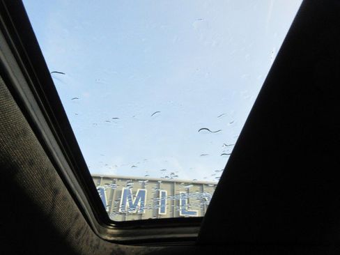 Used 2023 Lincoln Nautilus Reserve w/ Equipment Group 201A image 28