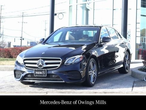Certified 2018 Mercedes-Benz E 300 4MATIC image 1