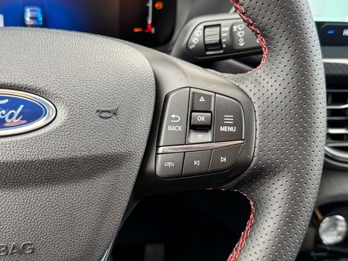 New 2025 Ford Escape ST-Line w/ Tech Pack #1 image 29