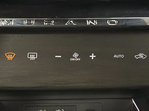 Used 2025 Nissan Murano SL image 19