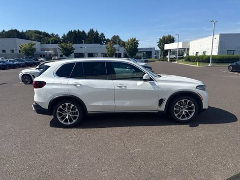 Used 2026 BMW X5 xDrive40i w/ Climate Comfort Package AWD/4WD image 6