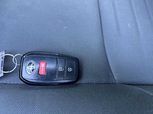 Used 2024 Toyota Tacoma TRD Off-Road image 36