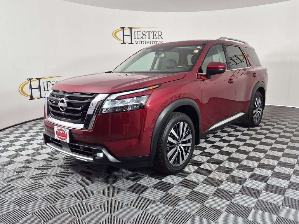 Used 2022 Nissan Pathfinder Platinum AWD/4WD image 9