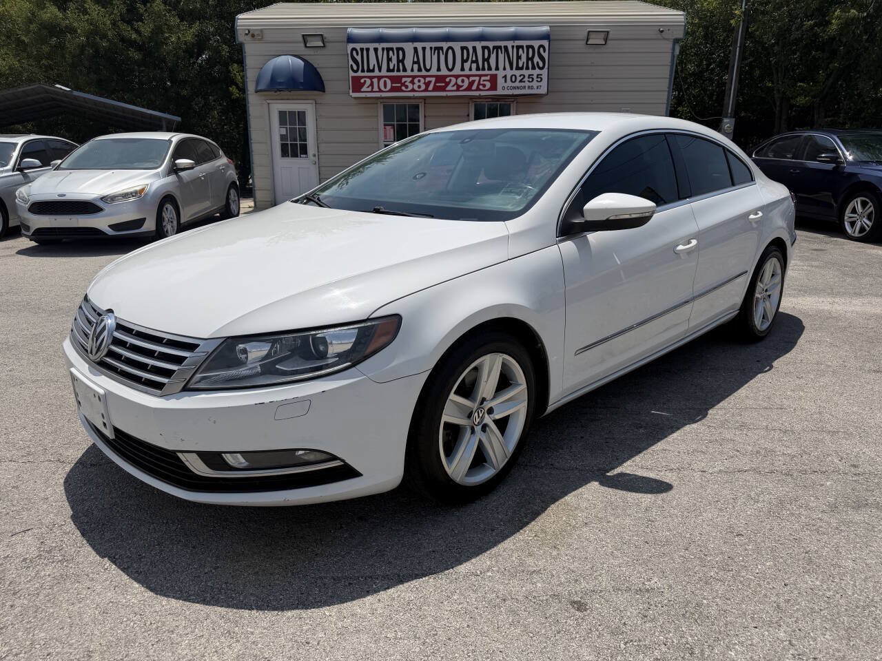 Used 2014 Volkswagen CC Sport FWD image 1