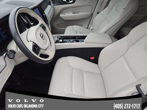 Certified 2023 Volvo XC60 B5 Plus w/ Climate Package FWD image 10