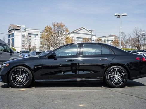 New 2026 Mercedes-Benz E 350 4MATIC Sedan image 4