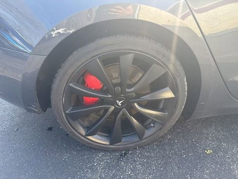 Used 2019 Tesla Model 3 Performance image 16
