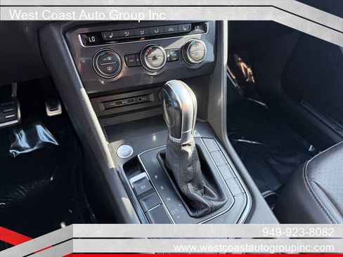 Used 2019 Volkswagen Tiguan SEL Premium R-Line FWD image 19