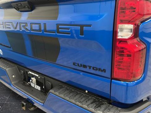 Used 2022 Chevrolet Silverado 1500 Custom w/ Rally Edition AWD/4WD image 36