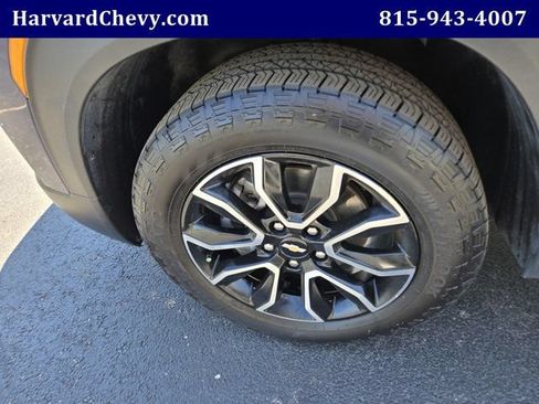 Used 2023 Chevrolet TrailBlazer ACTIV w/ Sun and Liftgate Package AWD/4WD image 46