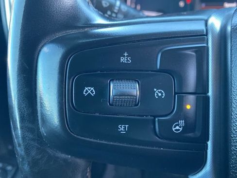 Used 2023 GMC Sierra 3500 SLT w/ SLT Convenience Package image 22