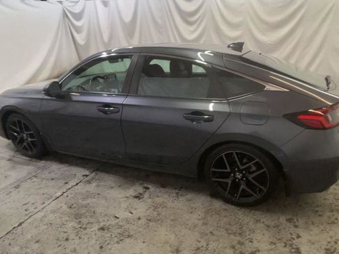 Used 2024 Honda Civic Sport Touring image 6