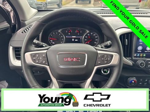 Certified 2024 GMC Terrain SLT image 17