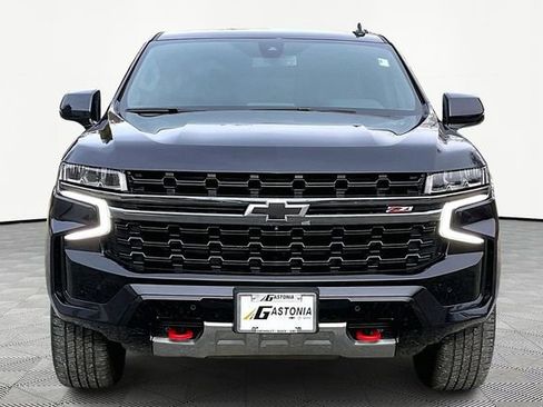 Used 2021 Chevrolet Tahoe Z71 w/ Luxury Package image 2