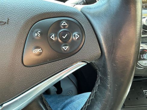 Used 2019 Chevrolet Impala Premier FWD image 19