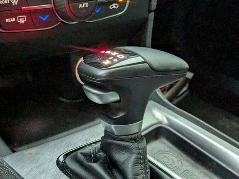 Used 2017 Dodge Charger R/T image 7