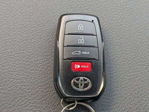 Used 2019 Ford F150 King Ranch w/ Equipment Group 601A Luxury AWD/4WD image 29