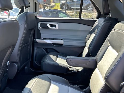 Certified 2023 Ford Explorer XLT w/ Equipment Group 202A AWD/4WD image 25