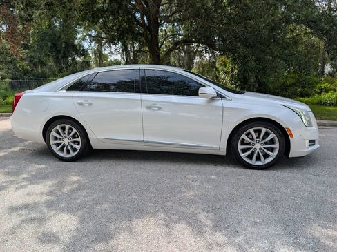 Used 2016 Cadillac XTS Luxury w/ Driver Awareness Package FWD image 8