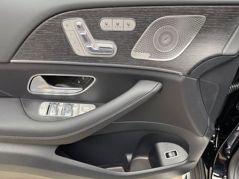New 2026 Mercedes-Benz GLS 450 4MATIC image 10