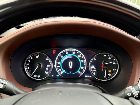 Used 2019 Buick Enclave Avenir w/ Avenir Technology Package image 16