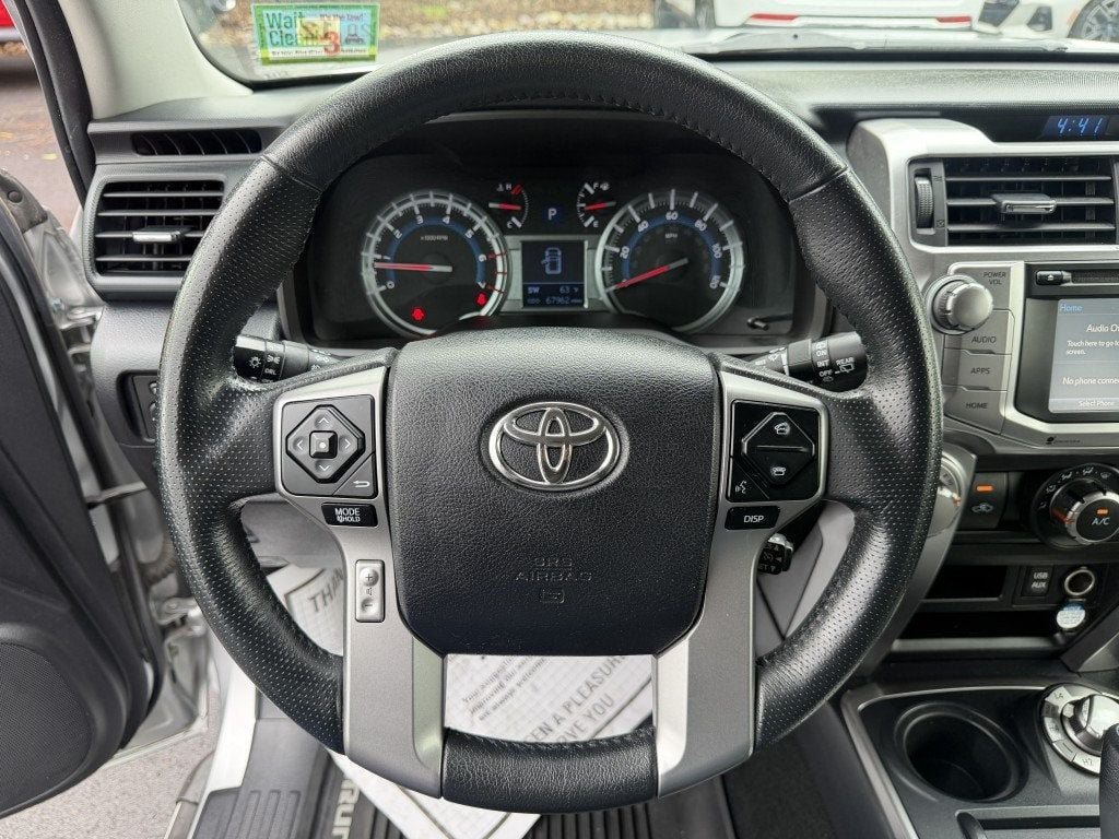 Used 2018 Toyota 4Runner SR5 AWD/4WD image 13