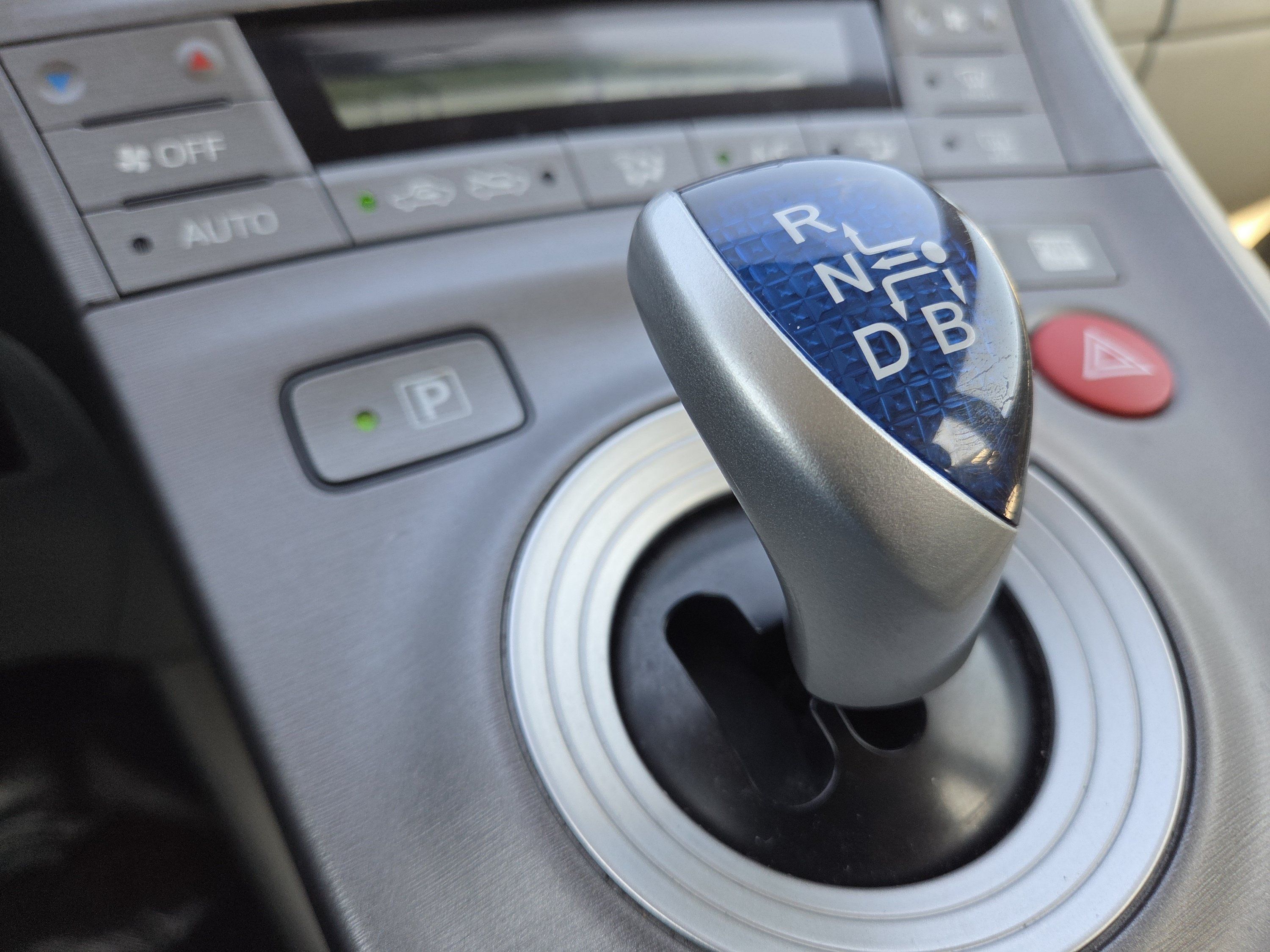 Used 2015 Toyota Prius Three FWD image 27