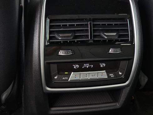 New 2026 BMW X5 sDrive40i w/ Climate Comfort Package RWD image 18