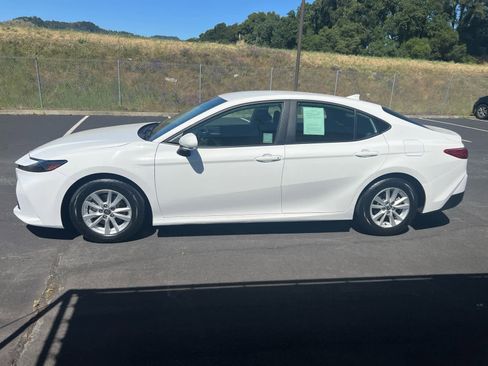 Certified 2025 Toyota Camry LE FWD image 7