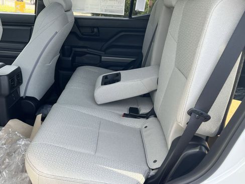 New 2026 Toyota 4Runner SR5 AWD/4WD image 20