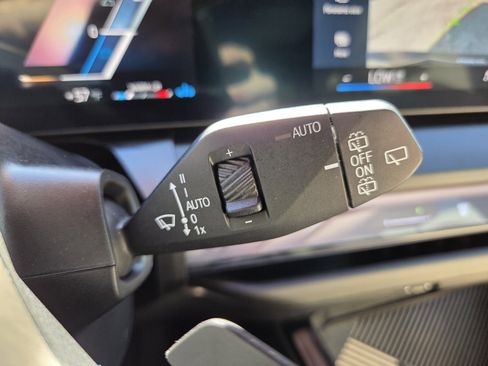 Certified 2025 BMW X3 xDrive30i w/ Premium Package image 28