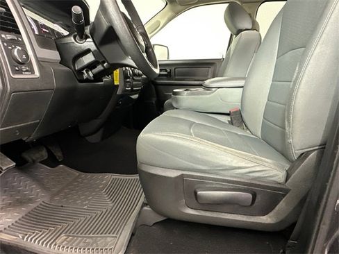 Used 2017 RAM 1500 Express image 18