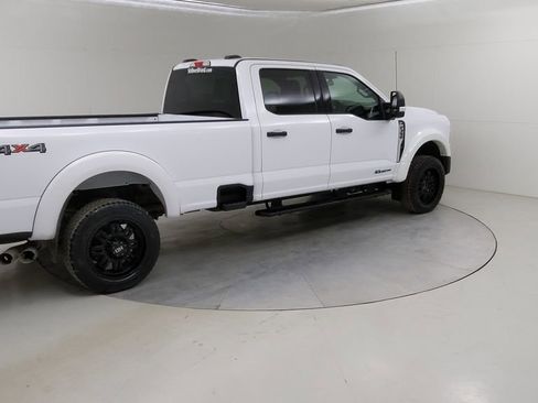 Used 2024 Ford F350 XLT image 13
