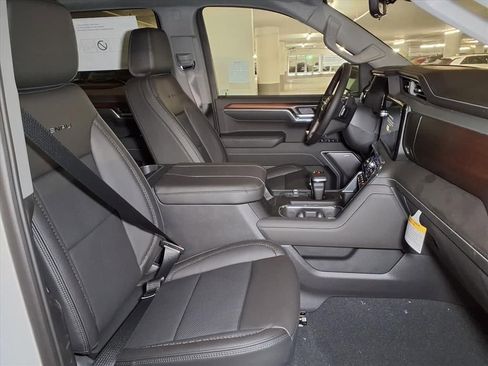 New 2026 GMC Sierra 1500 Denali w/ Technology Package image 6