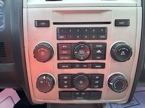 Used 2012 Ford Escape XLT AWD/4WD image 23