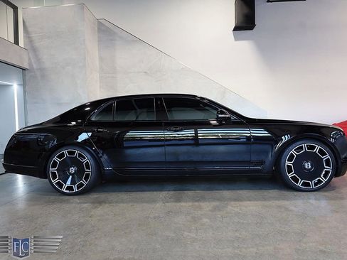 Used 2013 Bentley Mulsanne RWD image 11