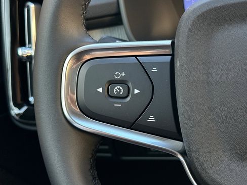 New 2026 Volvo XC40 B5 Plus w/ Protection Package Premier image 27