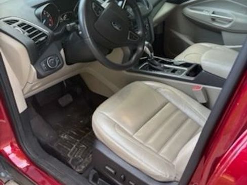 Used 2018 Ford Escape SEL FWD image 2