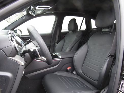 New 2026 Mercedes-Benz GLC 300 4MATIC image 10
