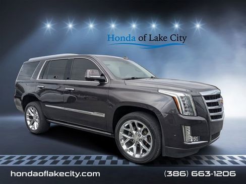 Used 2018 Cadillac Escalade Premium Luxury image 1