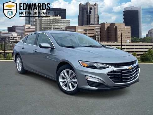 Used 2024 Chevrolet Malibu LT image 1