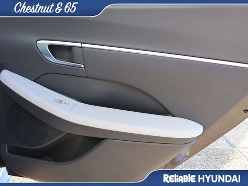 Certified 2023 Hyundai Sonata SEL FWD image 11