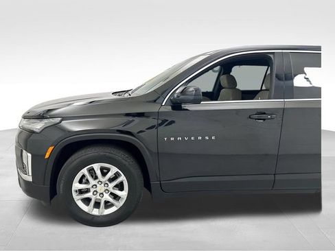 Used 2023 Chevrolet Traverse LS w/ LPO, Floor Liner Package AWD/4WD image 4