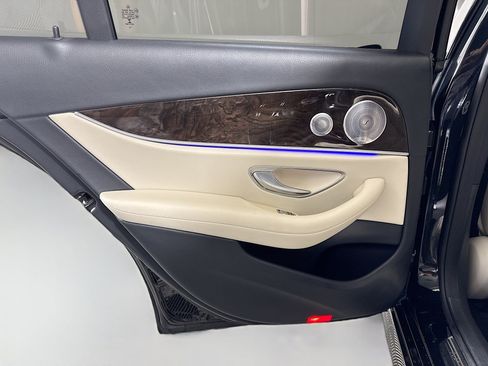 Used 2019 Mercedes-Benz E 300 w/ Premium 1 Package image 26