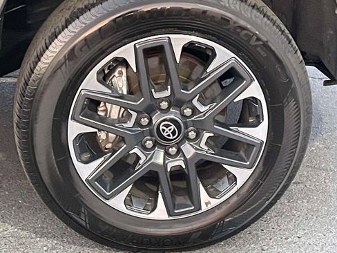 Used 2025 Toyota Tundra Limited image 12