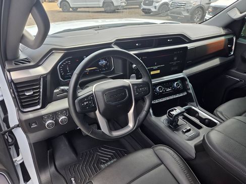 Used 2026 GMC Sierra 1500 Denali AWD/4WD image 13