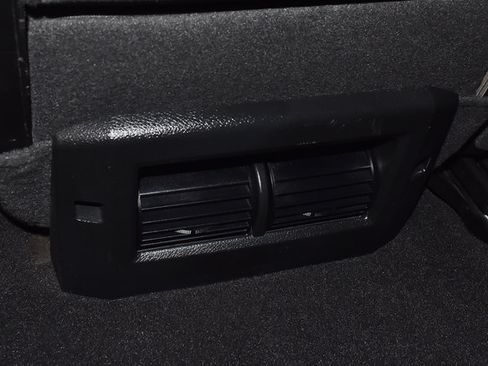 Used 2022 RAM 1500 Warlock AWD/4WD image 15